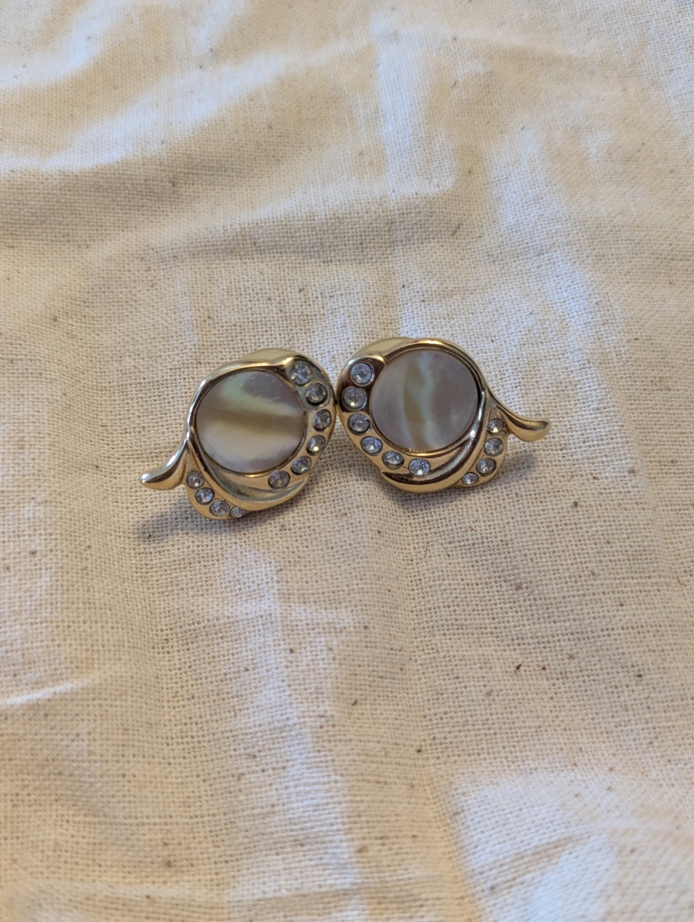 Vintage 14K Gold Mother-of-Pearl Earrings